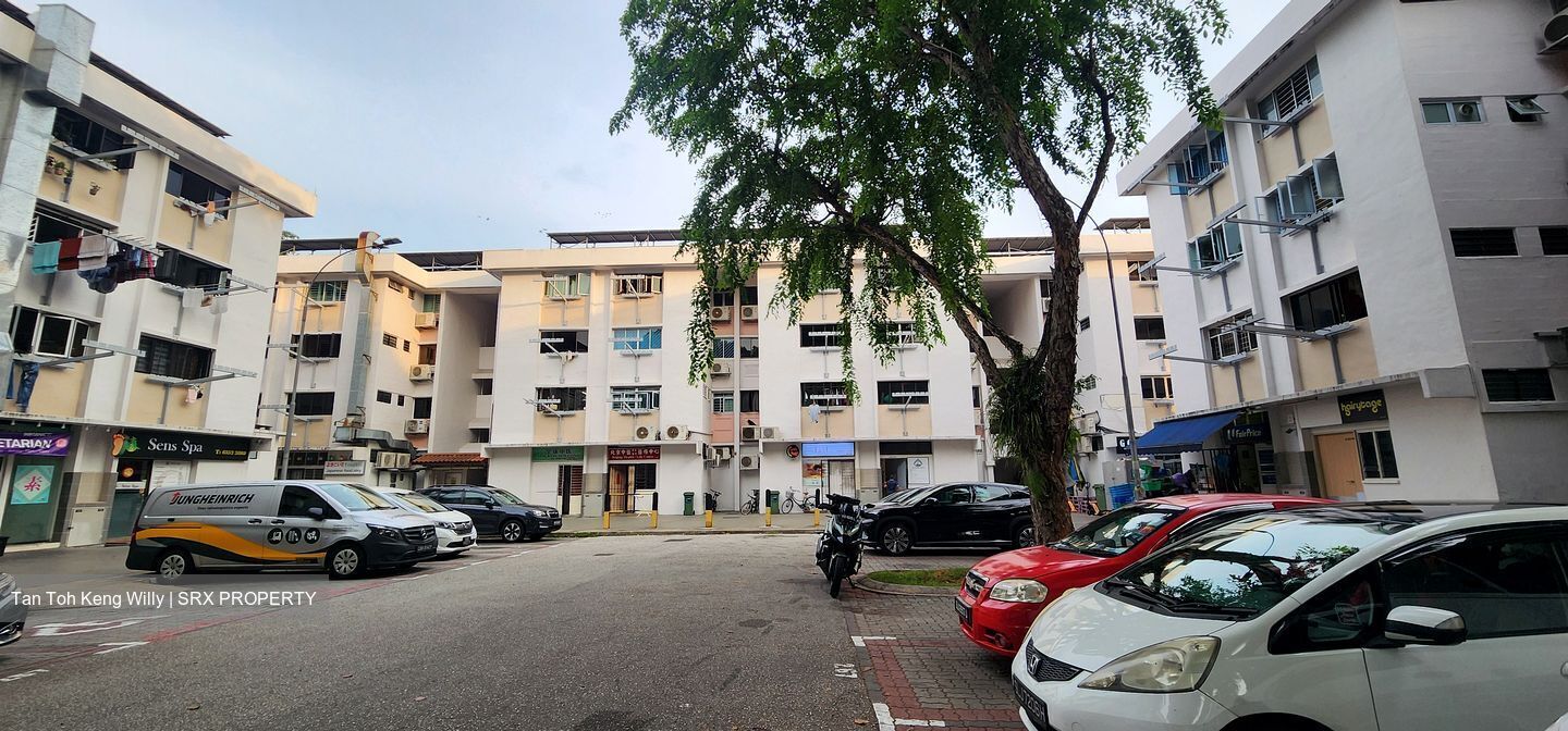 Blk 352 Clementi Avenue 2 Shopping Centre (Clementi), HDB 3 Rooms #568221461
